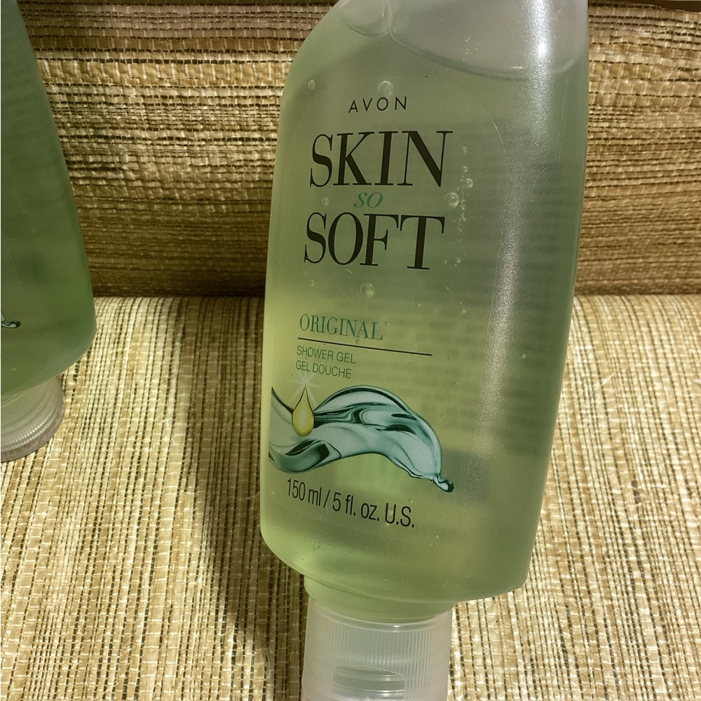 Avon Original Skin So Soft Bath Gel - Refreshing Green 5oz 4 Bottles - Picture 2 of 5